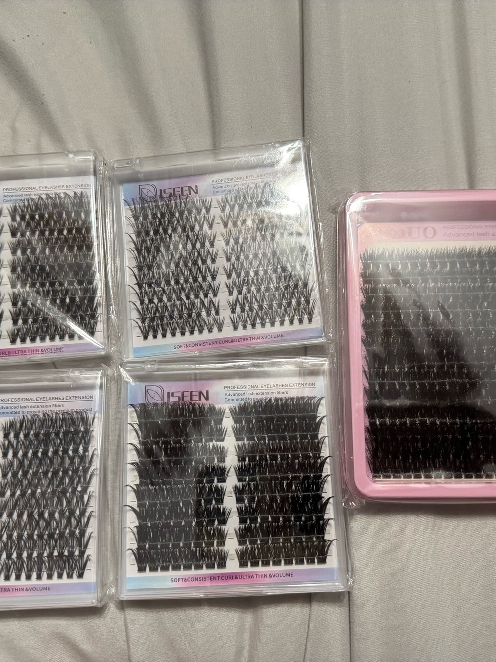 Black Cluster Lash Extensions - Soft Volume